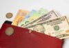 НБУ установил курс на 15 июня: доллар дешевеет