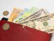 НБУ установил курс на 15 июня: доллар дешевеет