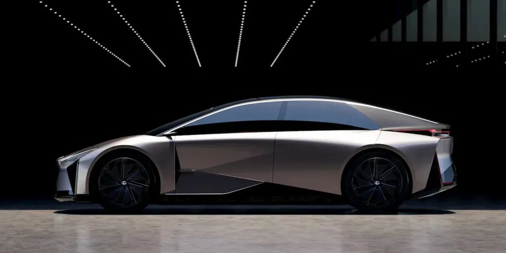 Lexus отказался от производства флагманского электромобиля LF-ZC