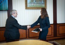 Обсудили программу расширенного финансирования и выполнение структурных маяков — Свириденко встретилась с миссией МВФ