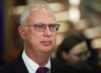 Посланник кремля заявил, что разговаривал с Виткоффом и Кушнером. В центре внимания — не Украина