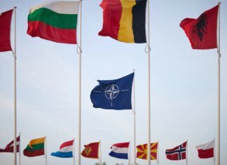Politico: в НАТО рассматривают новое финансирование для Украины в размере €70 млрд