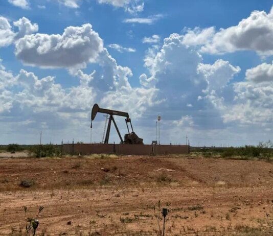 Цены на нефть упали до самого низкого уровня за семь недель после прекращения атак между Ираном и Израилем