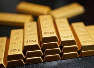 Золото упало ниже $4 200 на фоне нового обострения между США и Ираном