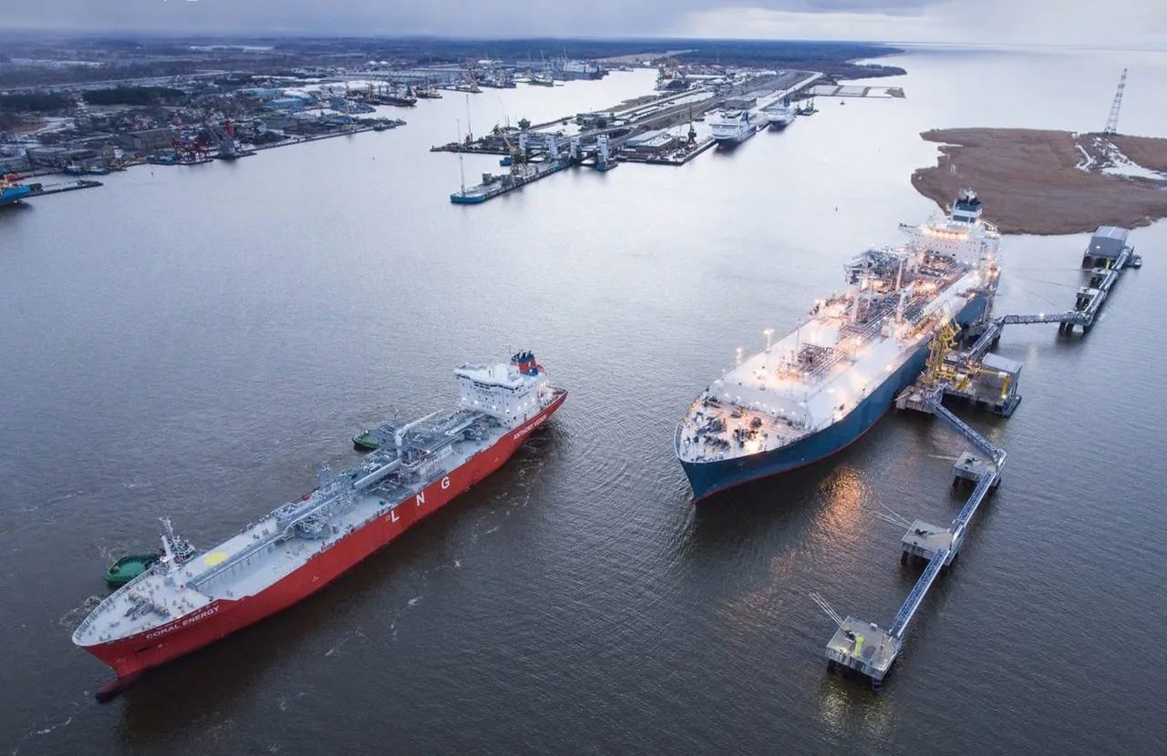 "Нафтогаз" впервые забронировал мощности LNG-терминала в Европе до 2044 года