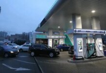 Дефицит бензина в россии добрался до Сибири и Дальнего Востока — СМИ