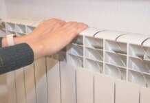 Киевлянам обещают проверить платежки за тепло без отопления