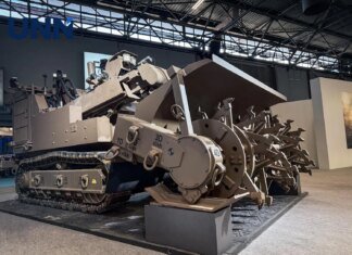 В Париже стартовала крупнейшая выставка вооружения Eurosatory-2026: смотрите эксклюзивные кадры