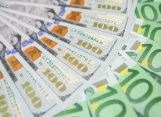 Курс валют на 18 июня: доллар немного подорожал, а евро чуть упал