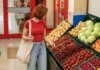 Сезонные овощи и фрукты: что подешевело, а что подорожало в магазинах и на рынках