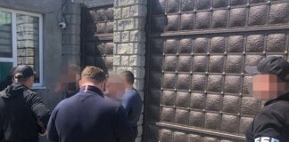 На табачном предприятии выявили неуплату налогов на 2,3 млрд грн — эксдиректору объявили подозрение