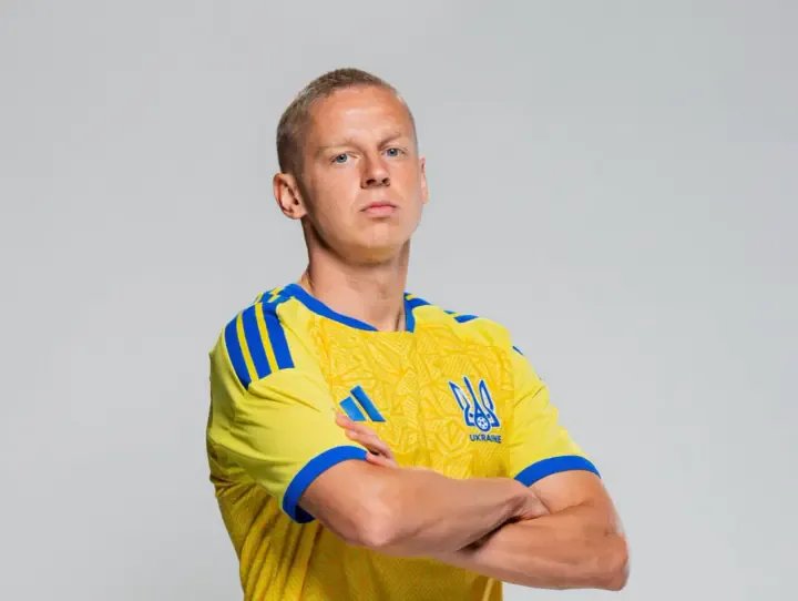 Полузащитник сборной Украины Александр Зинченко покидает собственную киберкоманду Passion UA