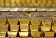 Золото упало ниже 4100 долларов за унцию впервые за две недели