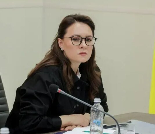 Правительство распределило 6,6 млрд грн на повышенные зарплаты педагогам и социальным работникам — Свириденко