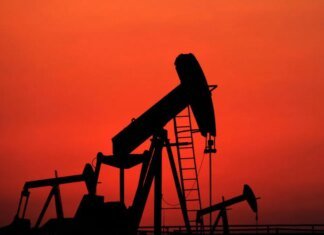 Цены на нефть снова пошли вверх после обстрела гражданского судна в Ормузском проливе
