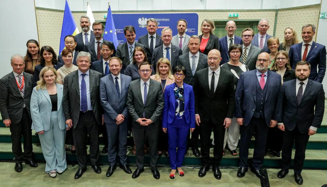 Украина привлекла более 550 млн евро на подготовку энергетики к зиме по итогам URC2026 – Шмыгаль