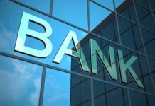 Экс-глава правления банка получил подозрение за незаконные операции на 210 млн грн — Генпрокурор
