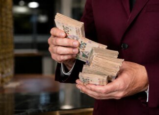Средняя зарплата в Украине: как изменились доходы в 2026 году