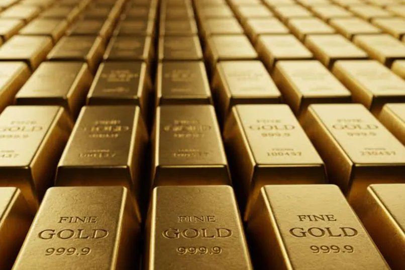 Золото торгуется около $4020 за унцию после падения почти на 24% с начала войны