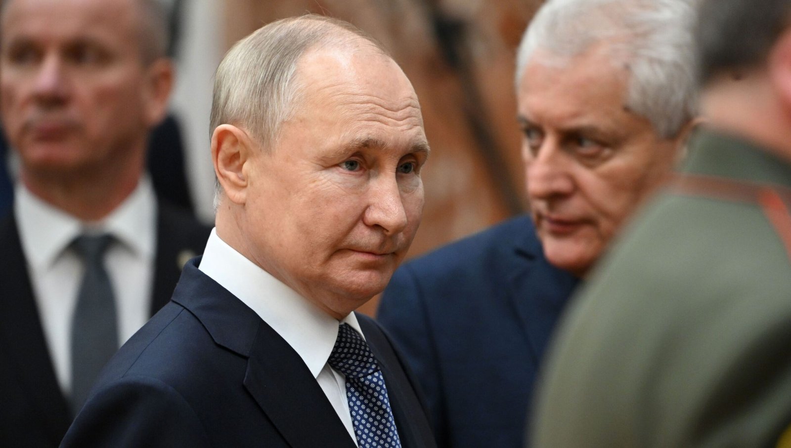 «Время иллюзий прошло»: в Госдуме РФ требуют от Путина представить план окончания войны, — The Telegraph
