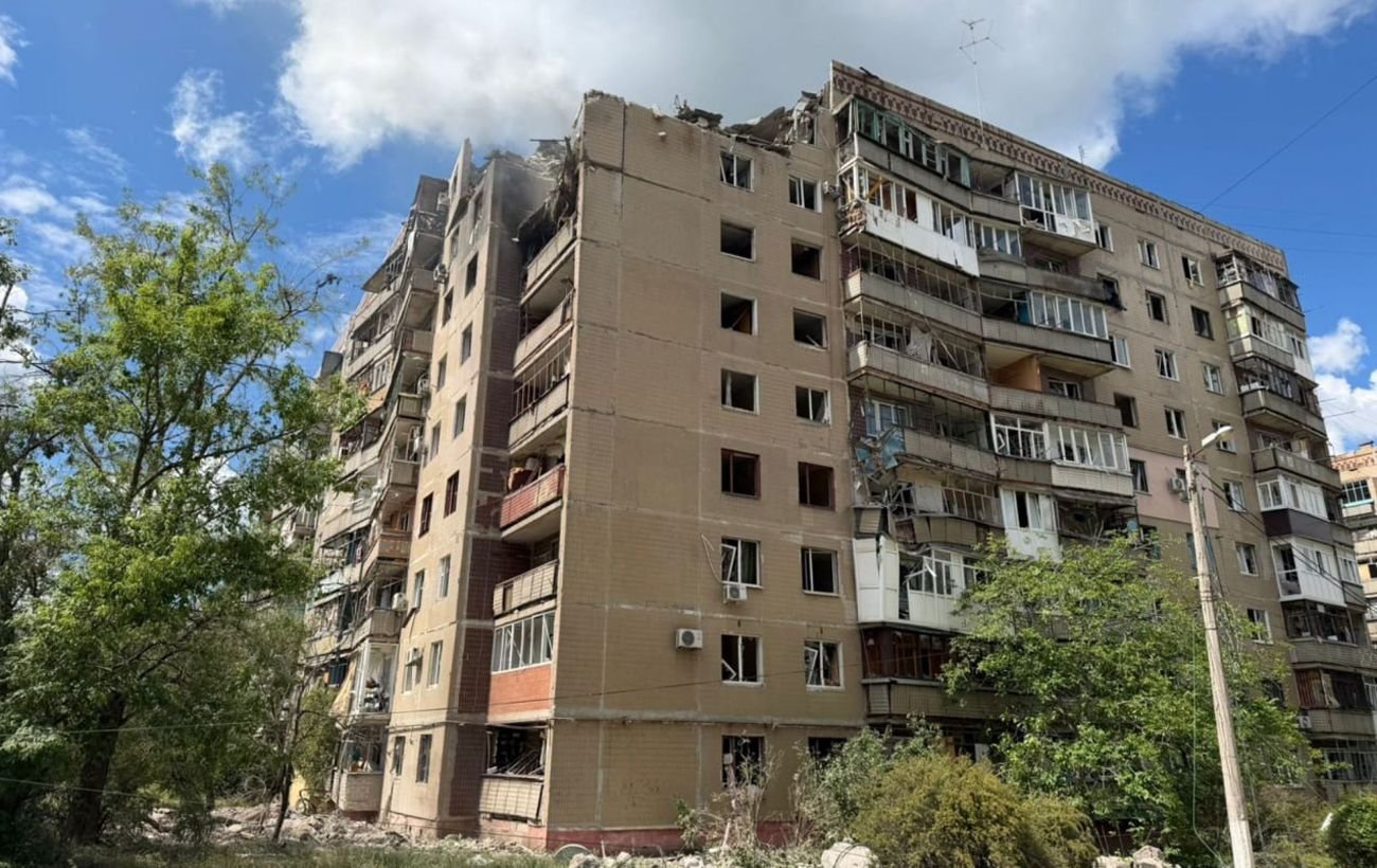 Россия ударила ФАБами по многоэтажкам в Дружковке: есть раненые