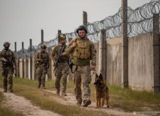 Украина укрепляет северную границу в связи с возможным втягиванием Беларуси в войну, — The Guardian
