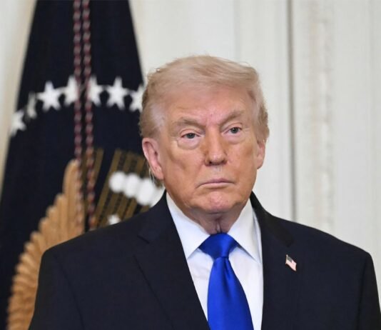 Трамп вернулся к тарифному шантажу стран Европы