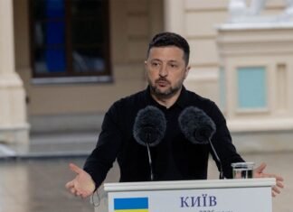 Зеленский готов говорить с Путиным вместо ожидания в очереди войн США