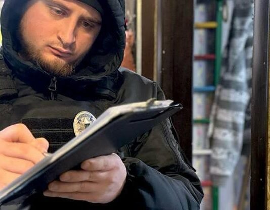 Избил аккумулятором и задушил: в Одессе будут судить мужа за убийство жены
