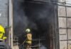 В Одесском районе загорелся склад с текстилем: что известно о пожаре