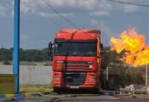 Россия ударила дроном по заправке на юге Одесщины: вспыхнул газовоз