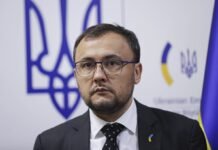 «От наших ссор выигрывает Москва». Посол Украины в Польше тоже возвращает свою награду