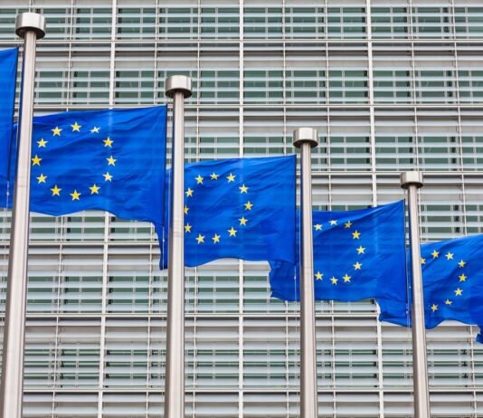 Важная веха на пути в ЕС: Брюссель готовит начало переговоров с Украиной
