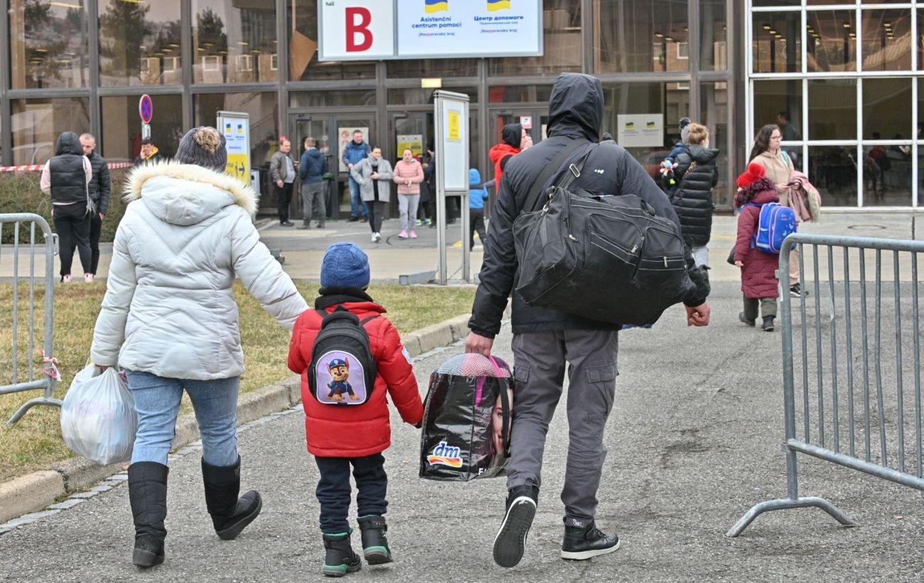 В Дании хотят аннулировать виды на жительство части украинских мужчин, — законопроект