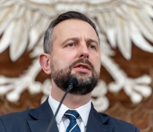 Вице-премьер Польши очертил Буданову «границы, которые нельзя переступить»