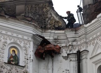 Китай высказался по поводу российского удара по Киево-Печерской лавре