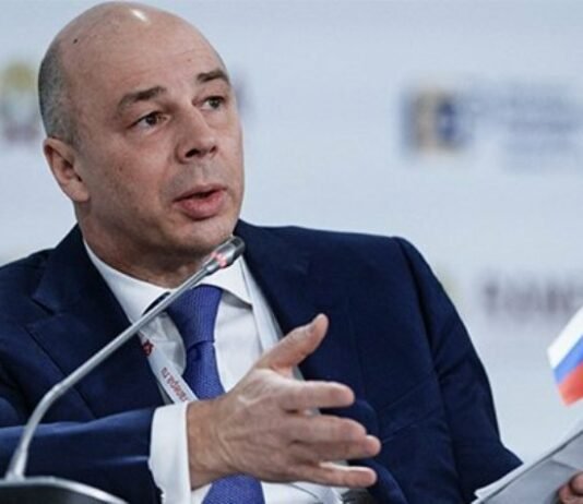 Bloomberg: чиновники РФ предупредили Путина о непосильных расходах на войну