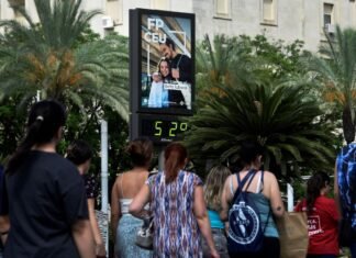 Европу охватила смертельная волна жары «Омега», температура бьет 80-летние рекорды