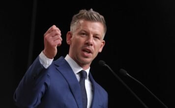 Мадьяр разморозил деньги ЕС на оружие Украине, которые ветировал Орбан, — Politico