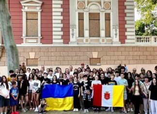 Детей из Одессы отправили на отдых в Эстонию: кто уехал первым