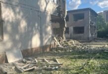 Россия ударила по Запорожью 9 КАБами: есть погибшие