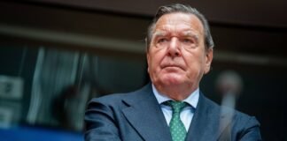 Кандидата Путина в переговорщики от ЕС заметили в Москве