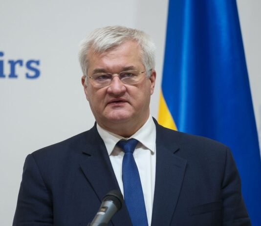 «Мяч на стороне россиян». Сибига назвал письмо Зеленского «шансом» для Путина