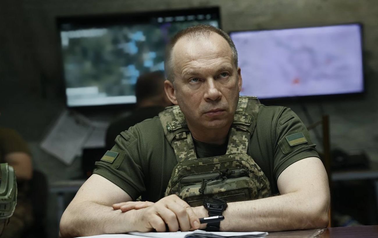Враг давит на Константиновку, не считаясь с потерями, — Сырский