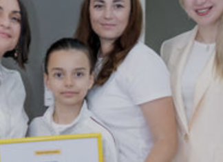 Девочка из Одесщины, потерявшая ногу из-за ракетного удара, получила квартиру в Киеве
