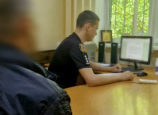 Притворился добрым соседом и обокрал бабушку: в Одессе задержали дерзкого грабителя
