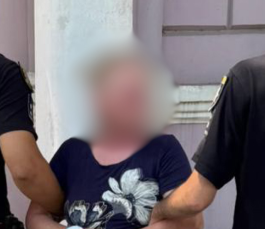 В Одесской области из-за ревности женщина воткнула ножницы в соперницу, — ФОТО