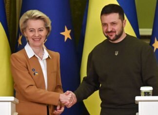 Украина открыла первый кластер переговоров с ЕС: что это значит и когда будет членство