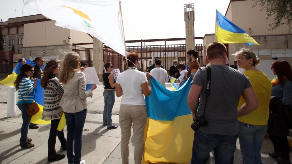 Депортация украинцев из ЕС после отмены защиты: адвокат объяснил, кому придется уехать