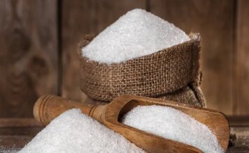 Кофе и сахар продолжают дорожать, неблагоприятная погода подогревает опасения по поводу предложения — СМИ